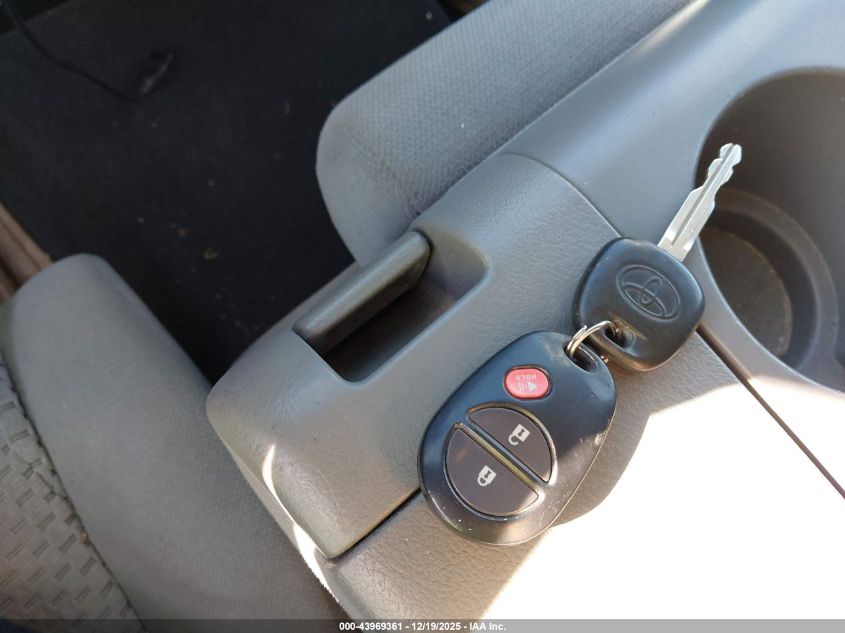 2013 Toyota Tundra Grade 4.6L V8 VIN: 5TFUM5F15DX041529 Lot: 43969361