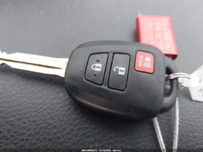 2018 Toyota Tacoma Sr VIN: 5TFAX5GN2JX118543 Lot: 43969372