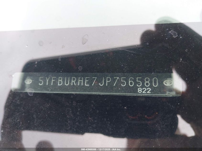 2018 Toyota Corolla Le VIN: 5YFBURHE7JP756580 Lot: 43969388