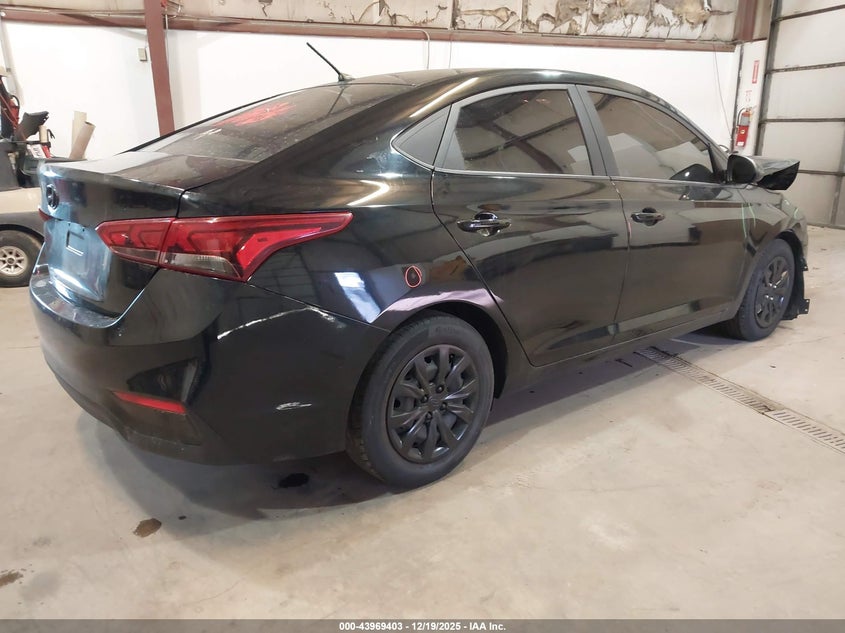 2022 Hyundai Accent Se