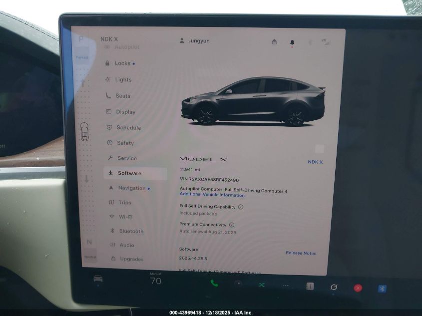 2024 Tesla Model X Long Range VIN: 7SAXCAE58RF452490 Lot: 43969418