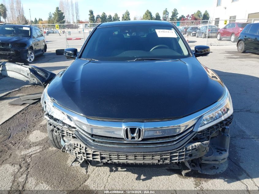 2017 Honda Accord Touring V6 VIN: 1HGCR3F96HA013935 Lot: 43969444