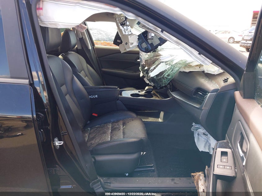 2022 Nissan Rogue Sv Fwd