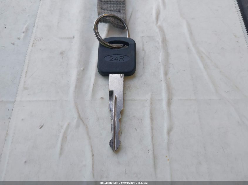 1999 Ford F-250 Lariat/Xl/Xlt VIN: 1FTNX21L7XEA75006 Lot: 43969506