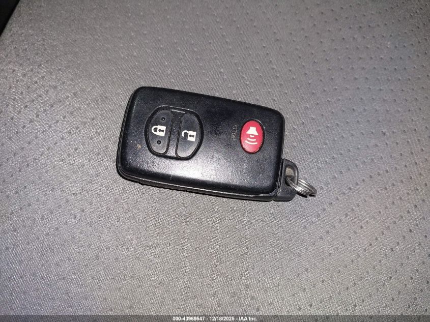 2014 Toyota Prius Two VIN: JTDKN3DU1E0363245 Lot: 43969547