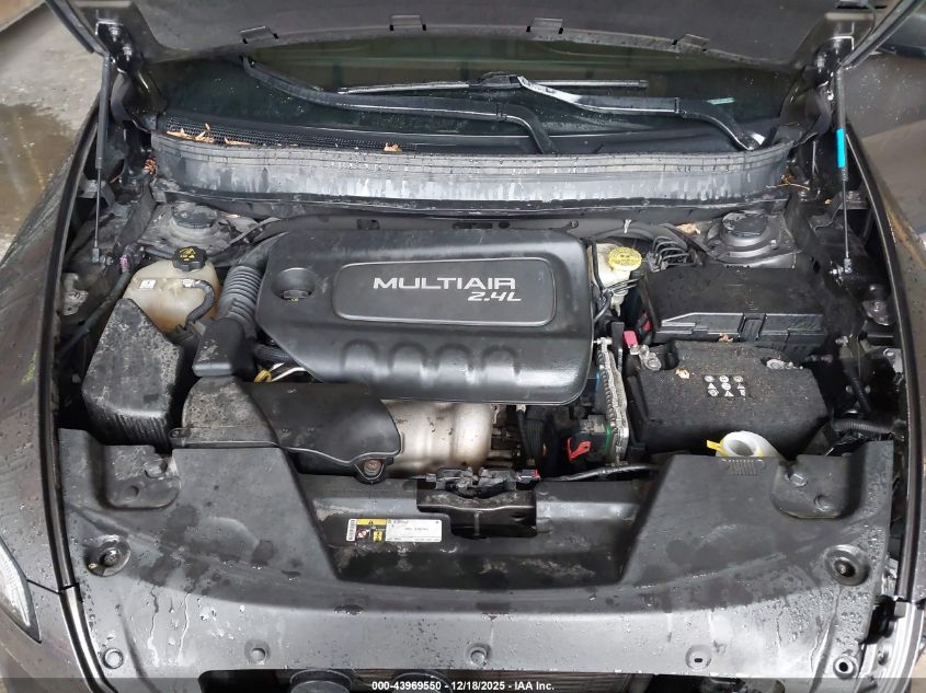 2017 Jeep Cherokee Latitude Fwd VIN: 1C4PJLCBXHW574348 Lot: 43969550