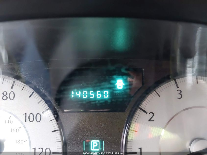 2010 Chrysler 300 Touring/Signature Series/Executive Series VIN: 2C3CA5CV1AH225320 Lot: 43969577