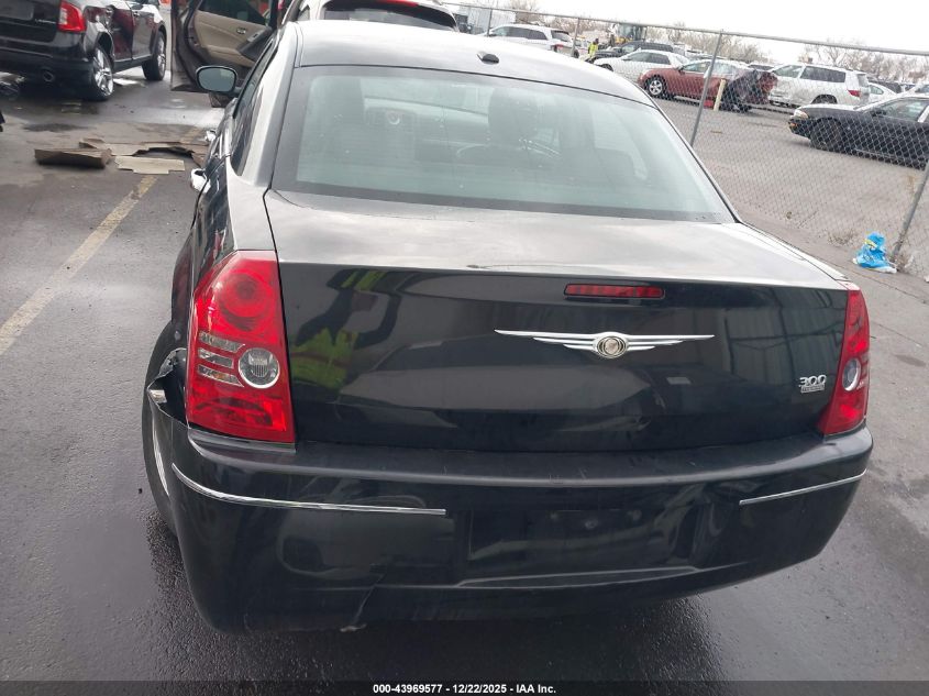 2010 Chrysler 300 Touring/Signature Series/Executive Series VIN: 2C3CA5CV1AH225320 Lot: 43969577