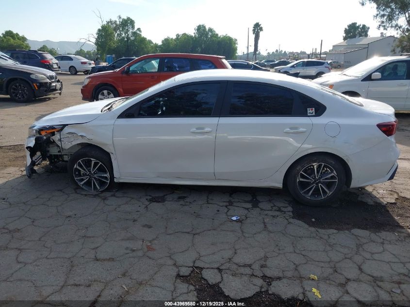 2023 Kia Forte Lxs VIN: 3KPF24AD2PE553926 Lot: 43969580