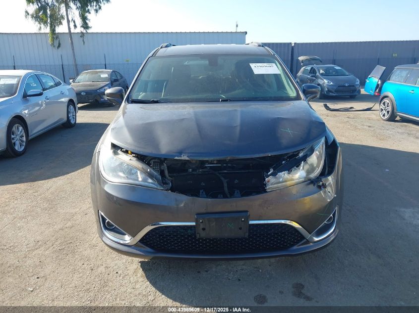 2017 Chrysler Pacifica Touring-L VIN: 2C4RC1BG7HR702459 Lot: 43969609