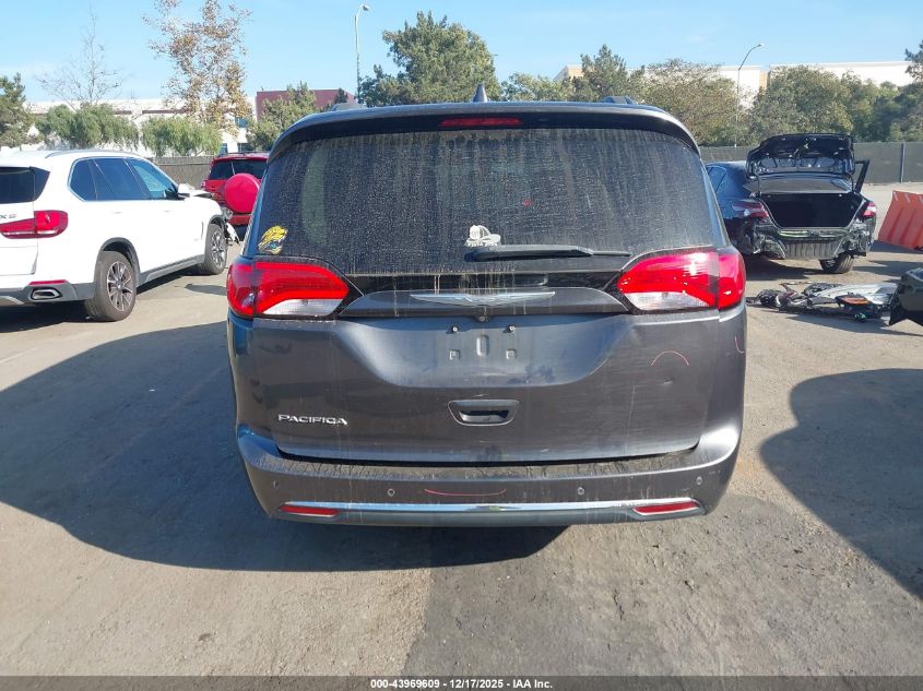 2017 Chrysler Pacifica Touring-L VIN: 2C4RC1BG7HR702459 Lot: 43969609