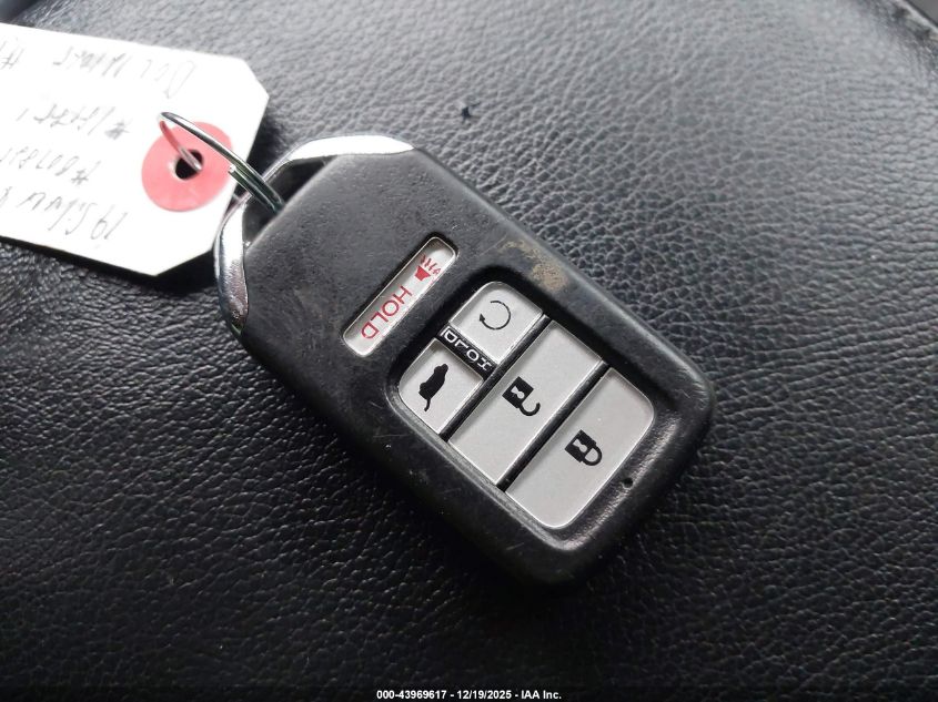 2019 Honda Cr-V Touring VIN: JHLRW2H92KX007825 Lot: 43969617