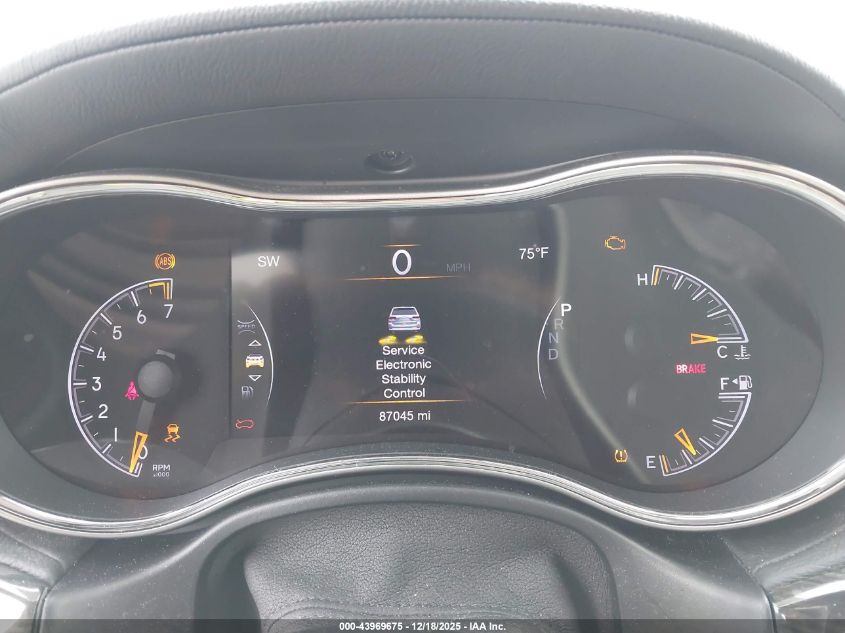 2018 Jeep Grand Cherokee Overland 4X2 VIN: 1C4RJECG5JC197225 Lot: 43969675