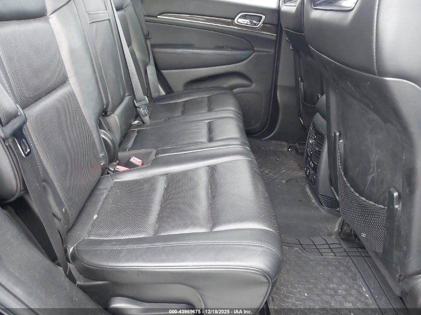 2018 Jeep Grand Cherokee Overland 4X2 VIN: 1C4RJECG5JC197225 Lot: 43969675