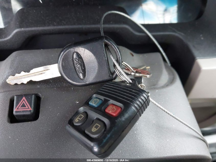 2008 Ford Focus Se/Ses VIN: 1FAHP35N88W241498 Lot: 43969698