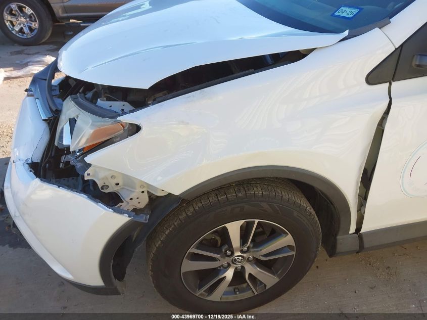 2017 Toyota Rav4 Xle VIN: 2T3RFREV0HW587290 Lot: 43969700