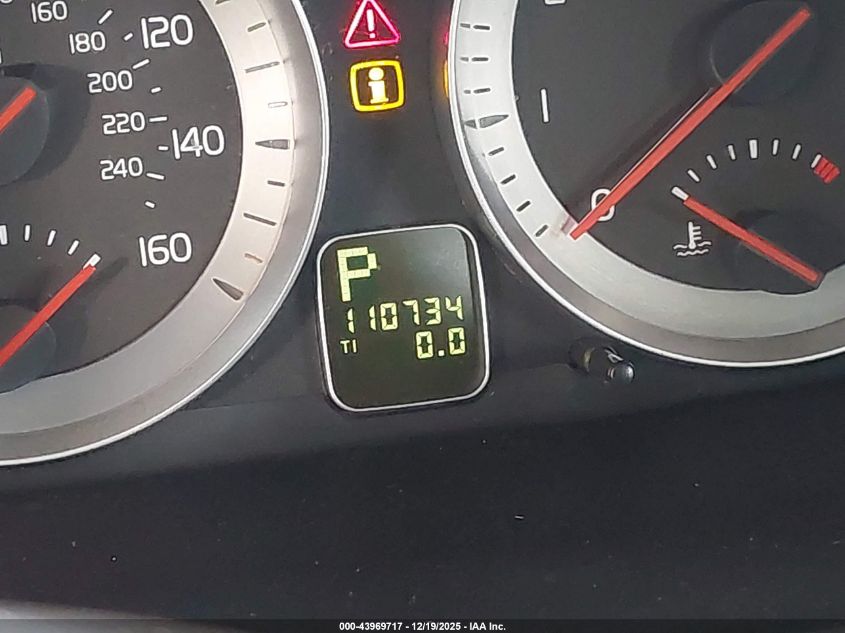 2012 Volvo C70 T5/T5 Platinum/T5 Premier Plus VIN: YV1672MC1CJ128245 Lot: 43969717