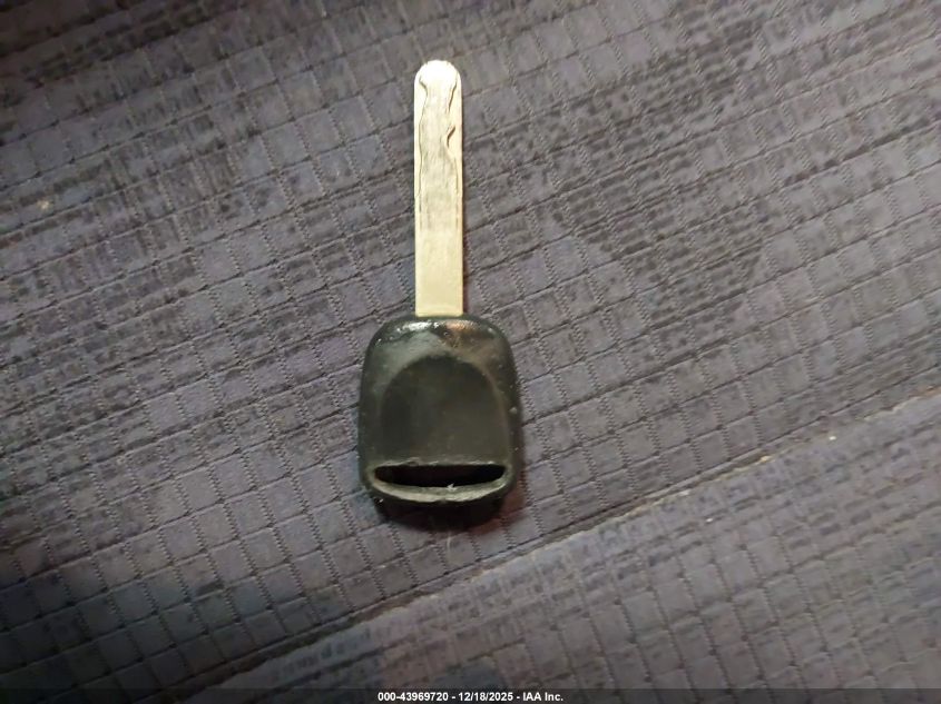 2003 Honda Cr-V Lx VIN: JHLRD784X3C017339 Lot: 43969720