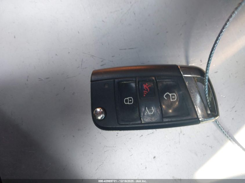 2015 Volkswagen Golf Gti 2.0T Autobahn W/Performance Package 4-Door VIN: 3VW547AU0FM088135 Lot: 43969721