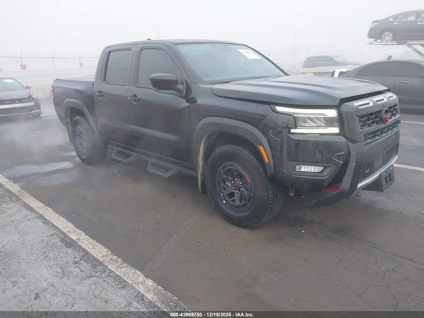 2025 Nissan Frontier Pro-4X 4X4