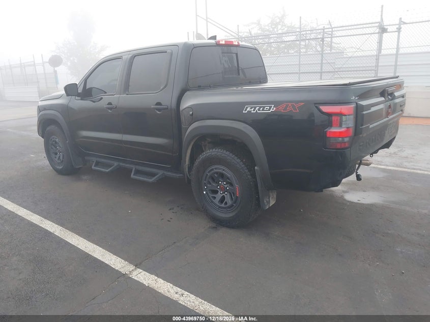 2025 Nissan Frontier Pro-4X 4X4