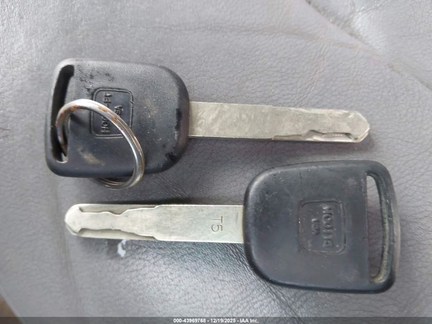 2004 Honda Odyssey Ex-L VIN: 5FNRL18984B066472 Lot: 43969768