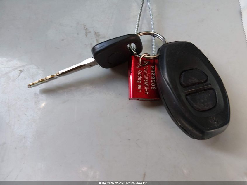 2000 Toyota Tundra Sr5 V8 VIN: 5TBBT4418YS065870 Lot: 43969772