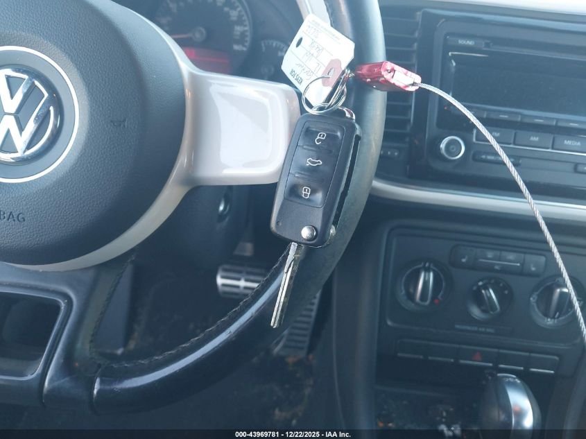 2012 Volkswagen Beetle 2.0T Turbo Launch Edition VIN: 3VWVA7AT0CM603811 Lot: 43969781