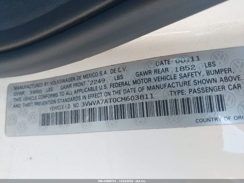 2012 Volkswagen Beetle 2.0T Turbo Launch Edition VIN: 3VWVA7AT0CM603811 Lot: 43969781