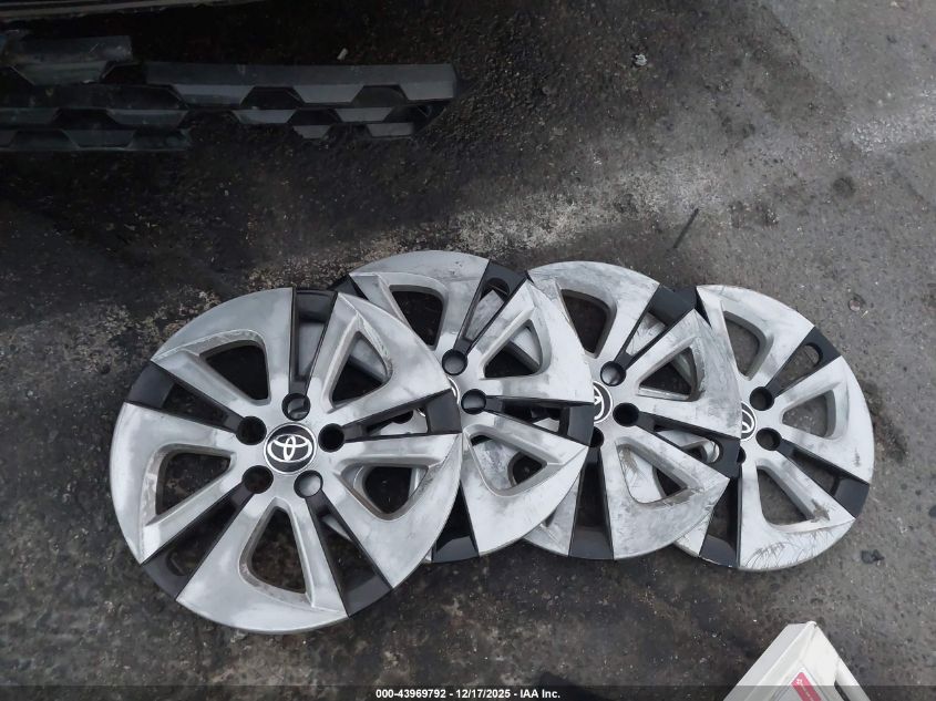 2018 Toyota Prius Two VIN: JTDKBRFU5J3074063 Lot: 43969792