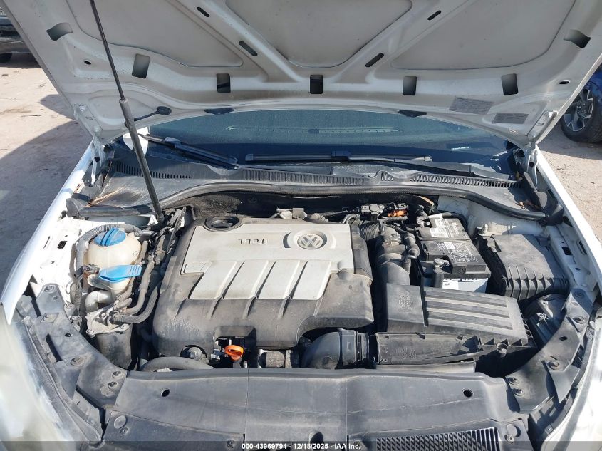 2011 Volkswagen Golf Tdi 4-Door VIN: WVWDM7AJ9BW177815 Lot: 43969794