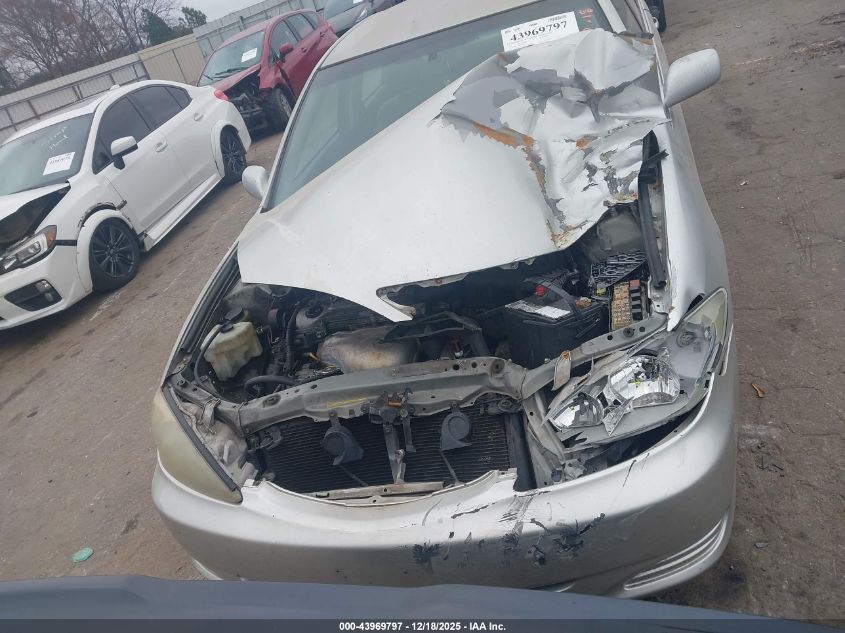 2002 Toyota Camry Le VIN: JTDBE32K220080561 Lot: 43969797