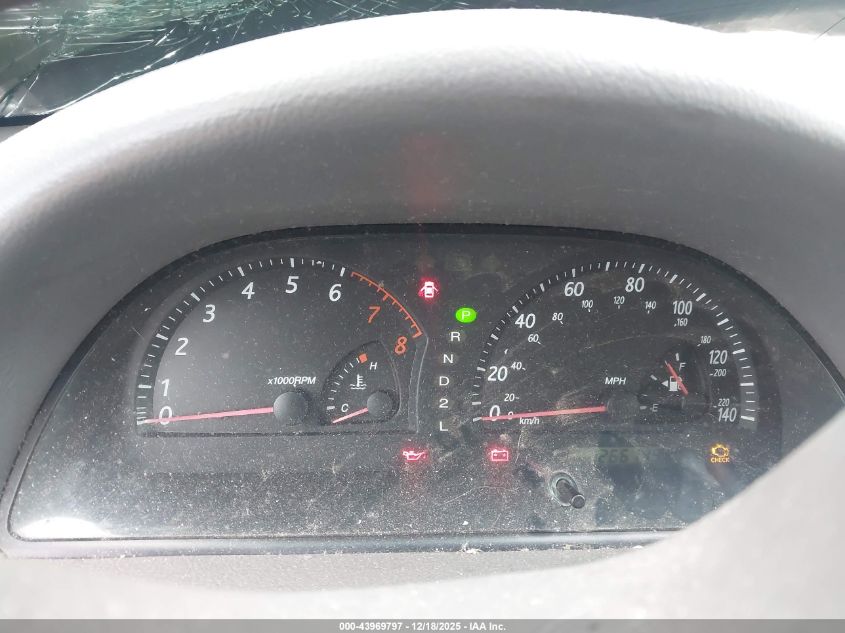 2002 Toyota Camry Le VIN: JTDBE32K220080561 Lot: 43969797