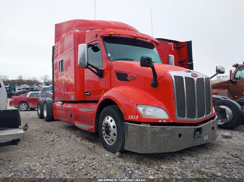 1XPBDP9X9HD413379 2017 Peterbilt 579 auction photo 1