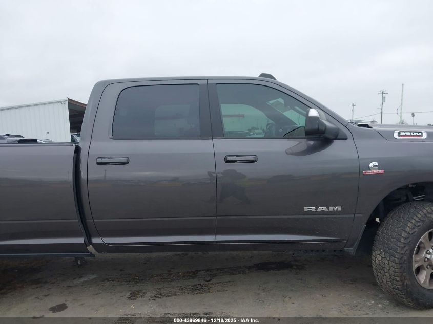 2021 Ram 2500 Big Horn 4X4 8' Box VIN: 3C6UR5JL8MG511672 Lot: 43969846