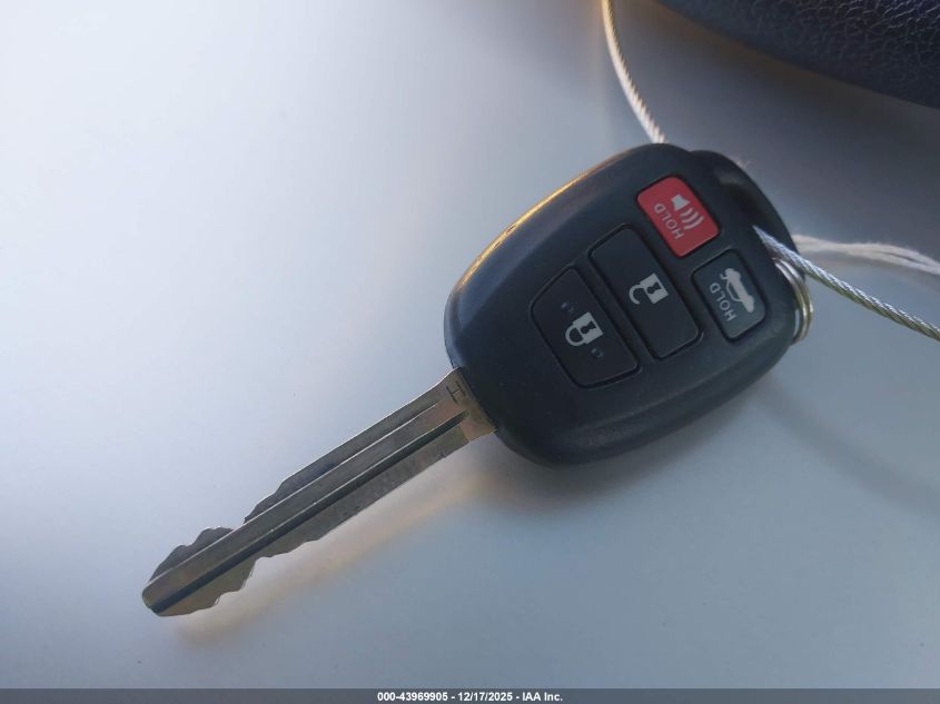 2015 Toyota Camry Le VIN: 4T4BF1FK2FR447440 Lot: 43969905