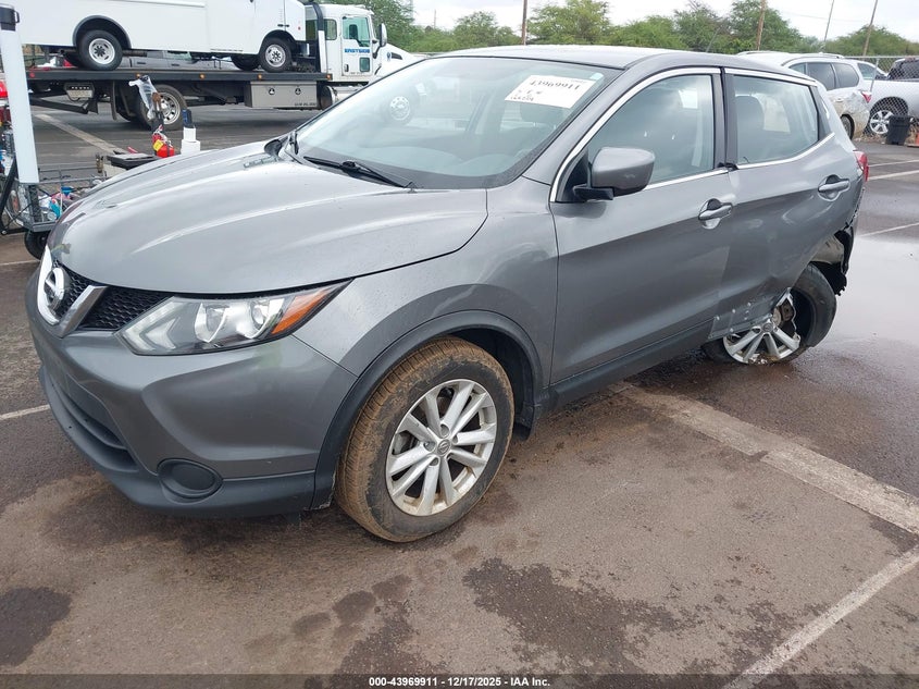 2017 Nissan Rogue Sport S