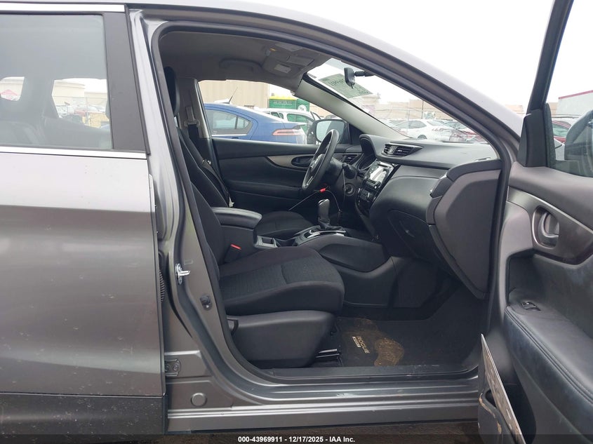 2017 Nissan Rogue Sport S