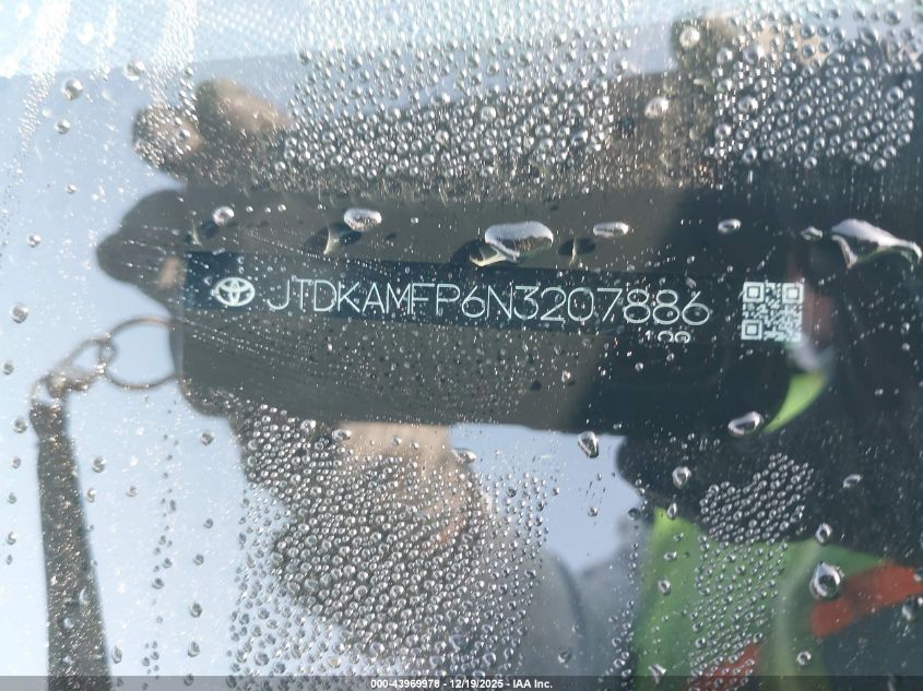 2022 Toyota Prius Prime Xle VIN: JTDKAMFP6N3207886 Lot: 43969978