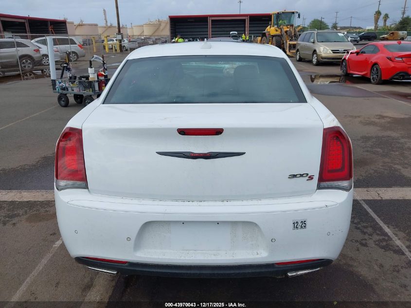2022 Chrysler 300 S VIN: 2C3CCABGXNH170698 Lot: 43970043