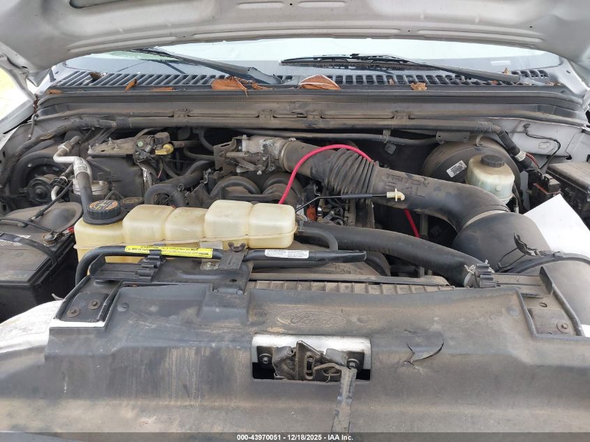 2000 Ford F-350 Lariat/Xl/Xlt VIN: 1FTSF30L8YEB14930 Lot: 43970051