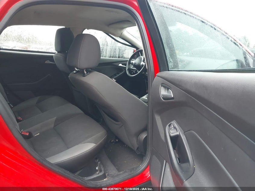 1FADP3K21EL238867 2014 FORD FOCUS photo no. 8