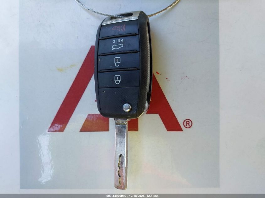 2020 Kia Optima Lx VIN: 5XXGT4L30LG390295 Lot: 43970090