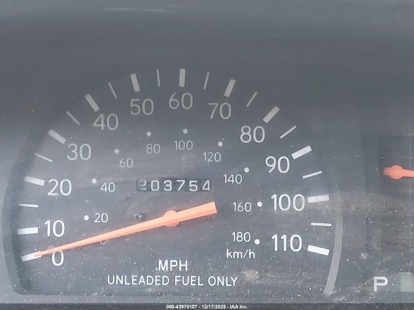 2000 Toyota Tacoma VIN: 4TANL42N7YZ668118 Lot: 43970107