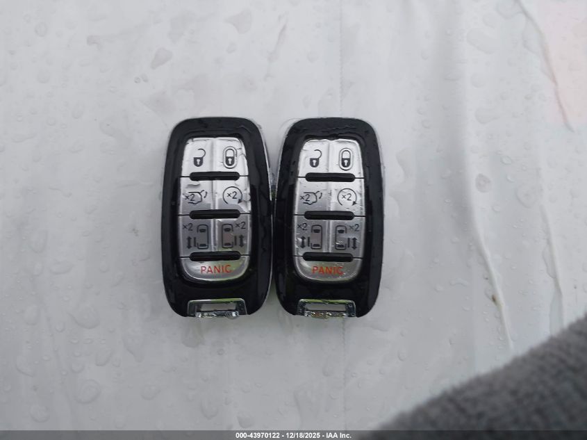 2018 Chrysler Pacifica Touring Plus VIN: 2C4RC1FG4JR229278 Lot: 43970122