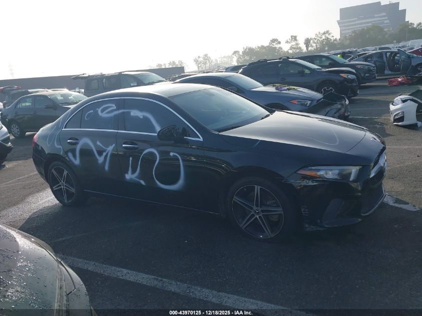 2022 Mercedes-Benz A 220 VIN: W1K3G4EB4NJ335831 Lot: 43970125