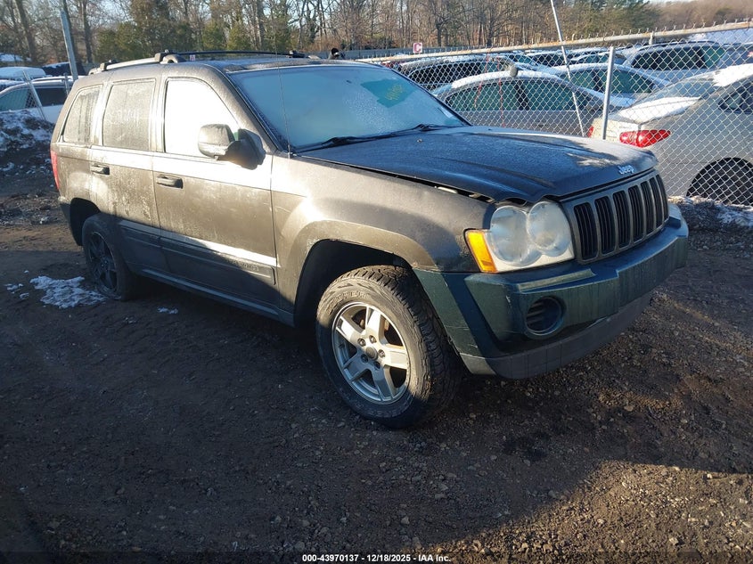 2005 Jeep Grand Cherokee Laredo