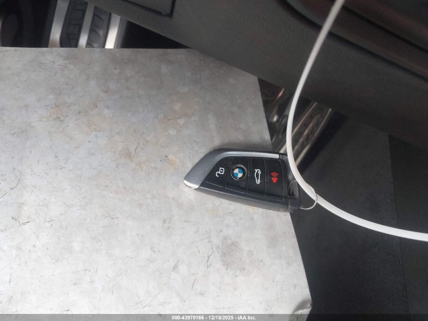 2021 BMW X4 xDrive30I VIN: 5UX2V1C04M9E74368 Lot: 43970166