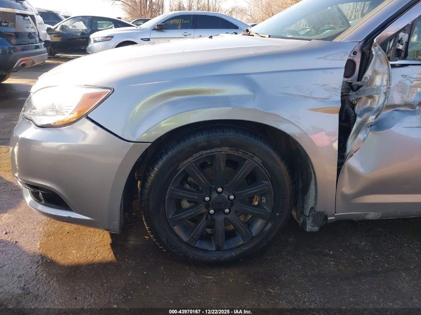 2014 Chrysler 200 Limited VIN: 1C3CCBCG8EN180383 Lot: 43970167