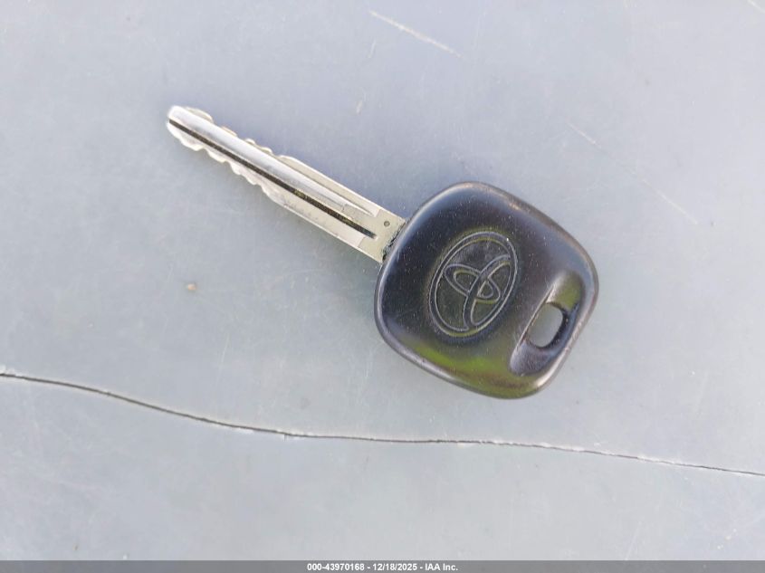 2005 Toyota Corolla Ce VIN: 1NXBR32E15Z555429 Lot: 43970168